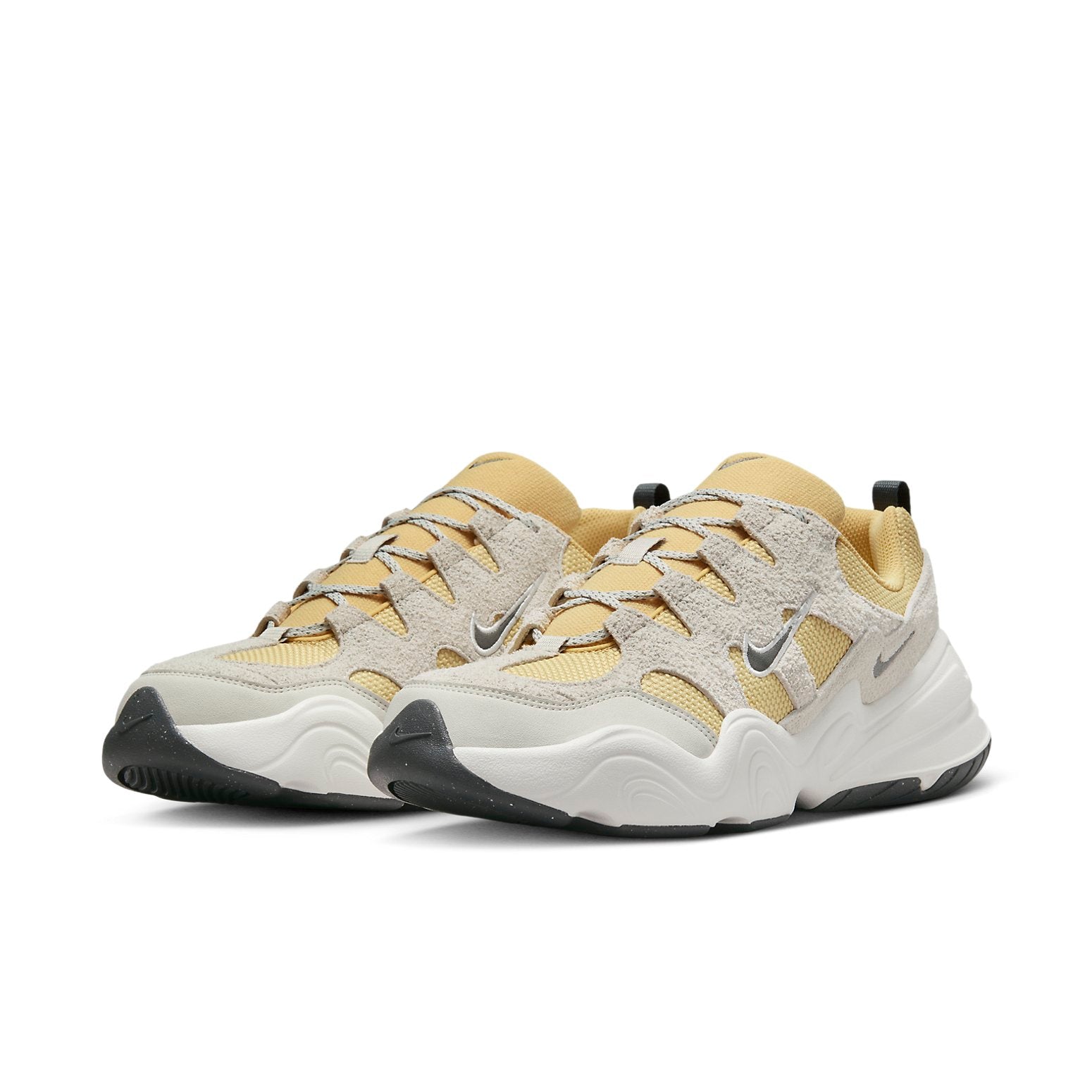 Nike Tech Hera 'Saturn Gold Light Bone' FJ9532-700