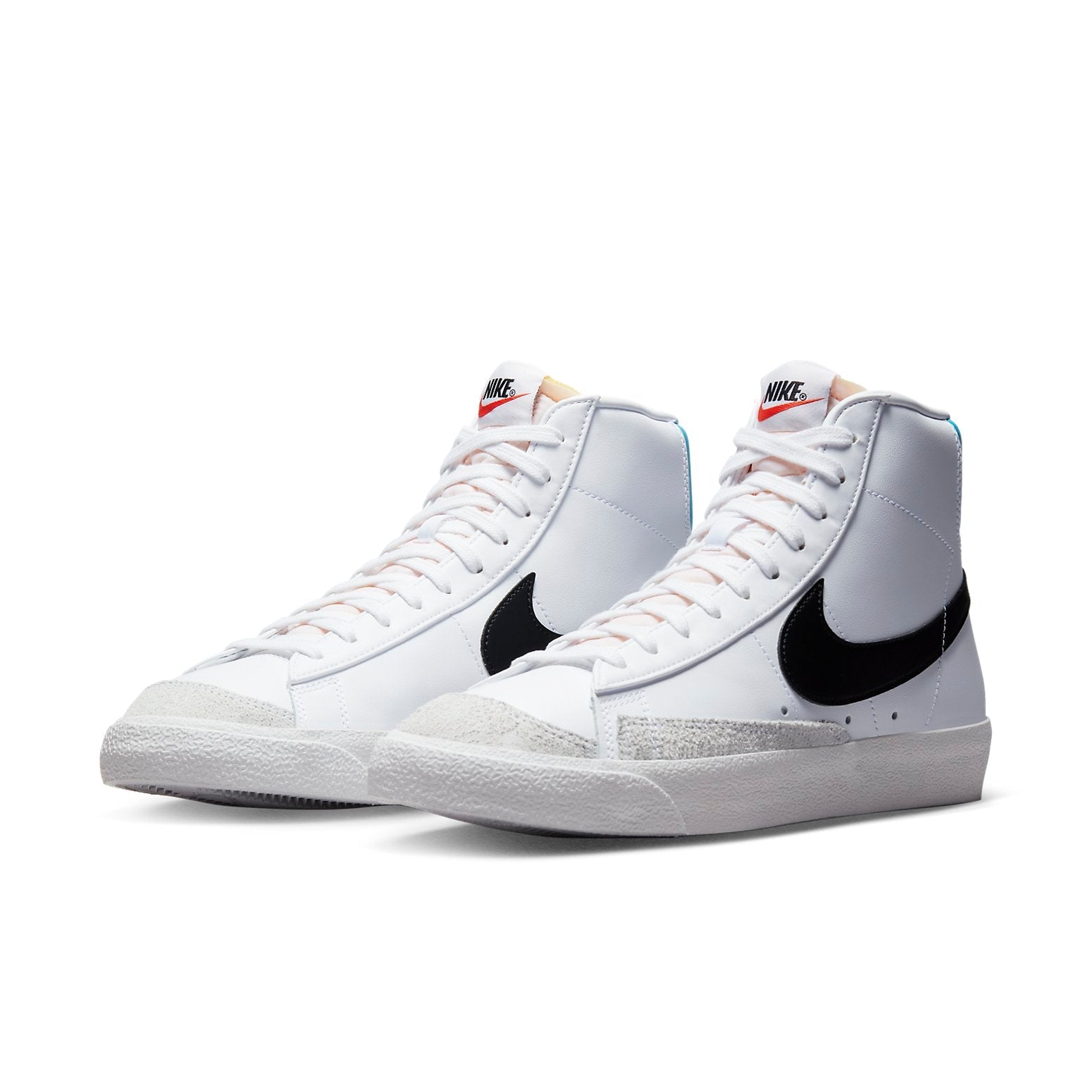Nike Blazer Mid '77 Vintage 'White Blue Lightning' BQ6806-121