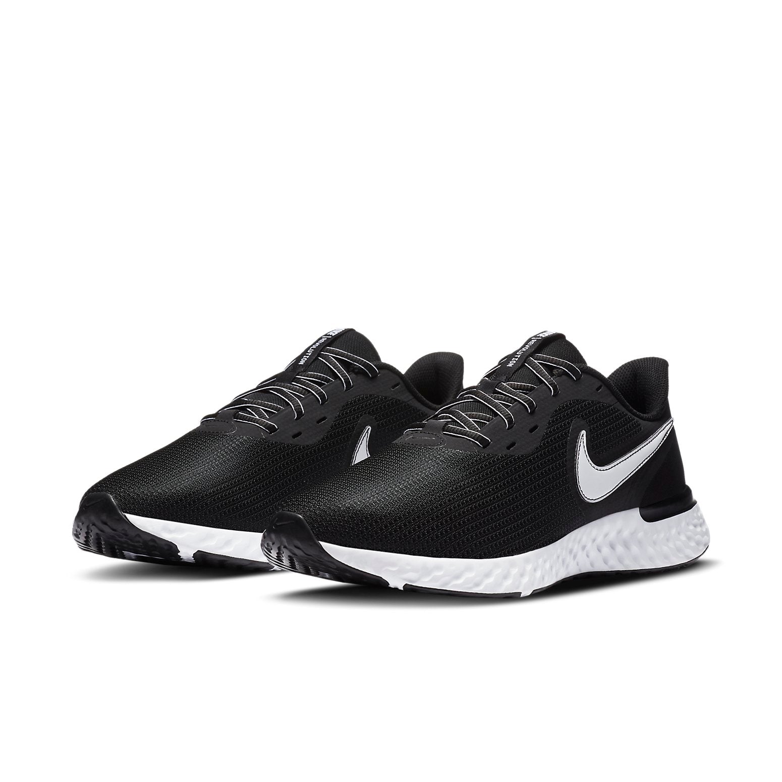 Nike Revolution 5 EXT 'Black White' CZ8591-001