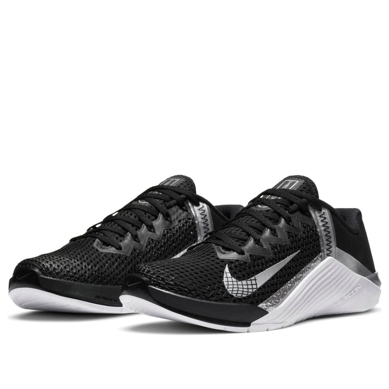 (WMNS) Nike Metcon 6 'Black Metallic Silver' AT3160-010