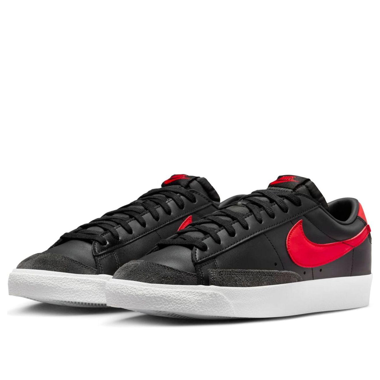 Nike Blazer Low '77 Vintage 'Black University Red' DA6364-002