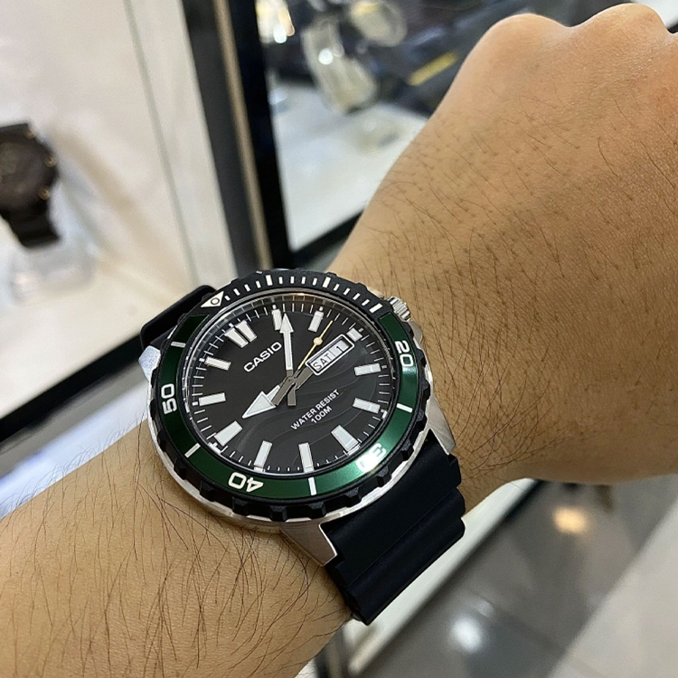 CASIO Analog 'Black Verdent Green' MTD-125-1AVDF