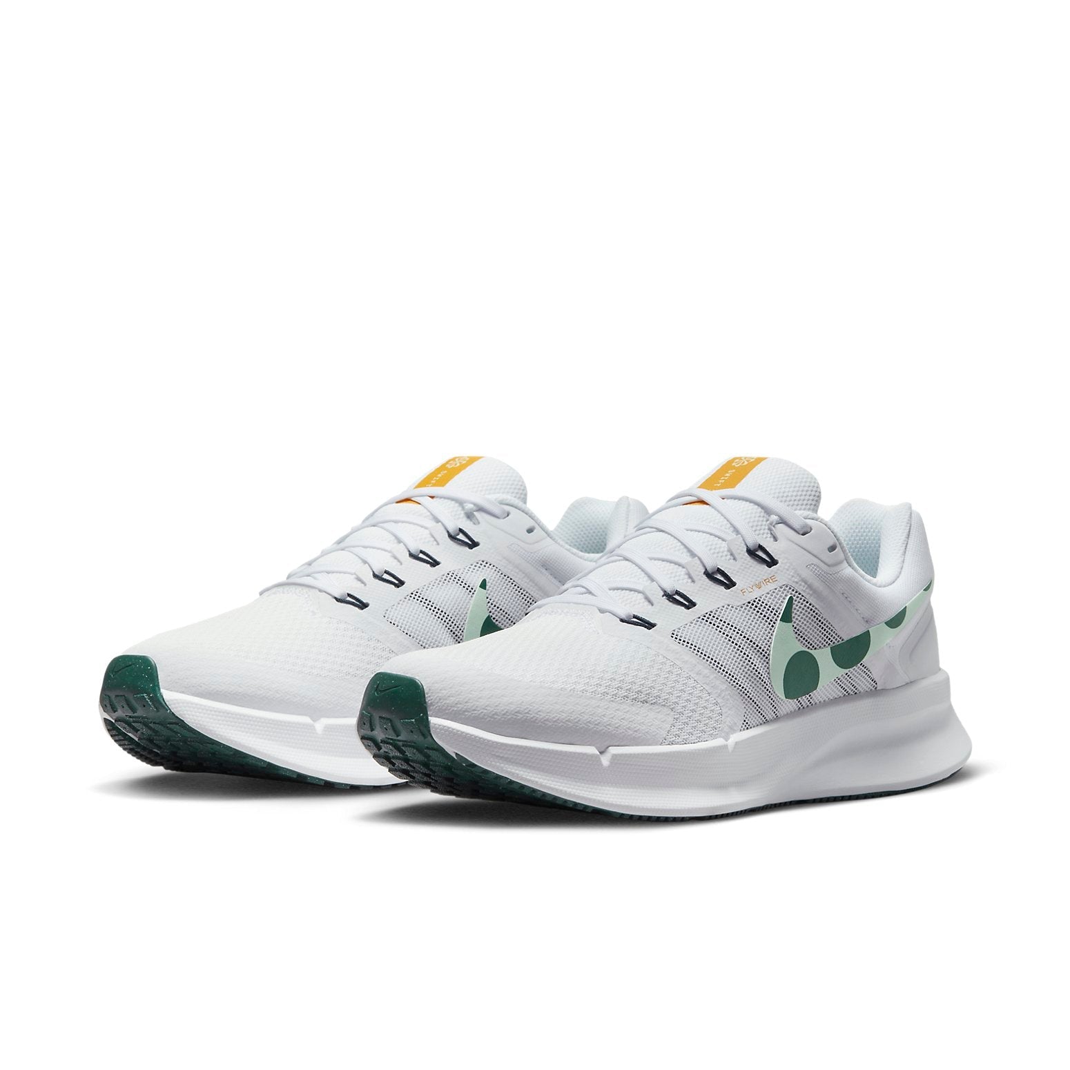 Nike Run Swift 3 DR2695-100