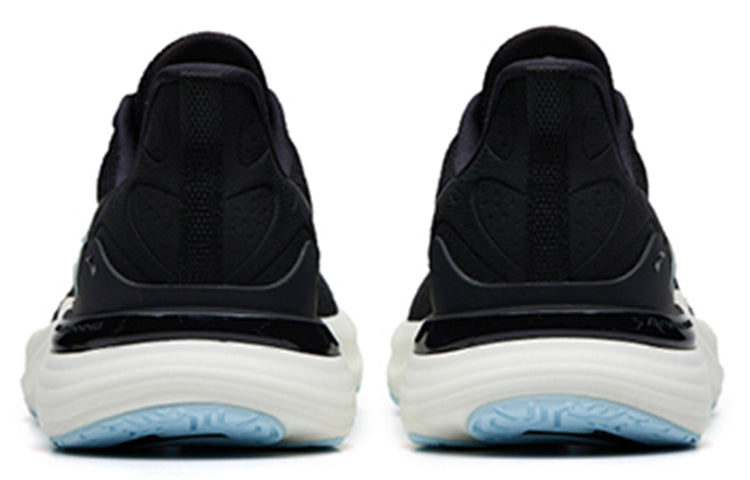 (WMNS) ANTA Chuang 2.5 'Black White Blue' 122235582-6