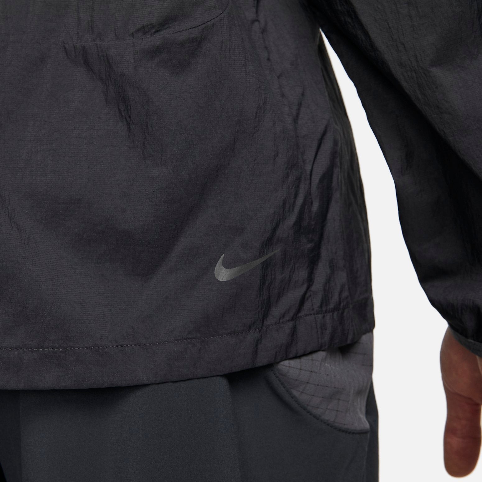 Nike Trail Aireez Lightweight Running Jacket 'Black' DX6883-010
