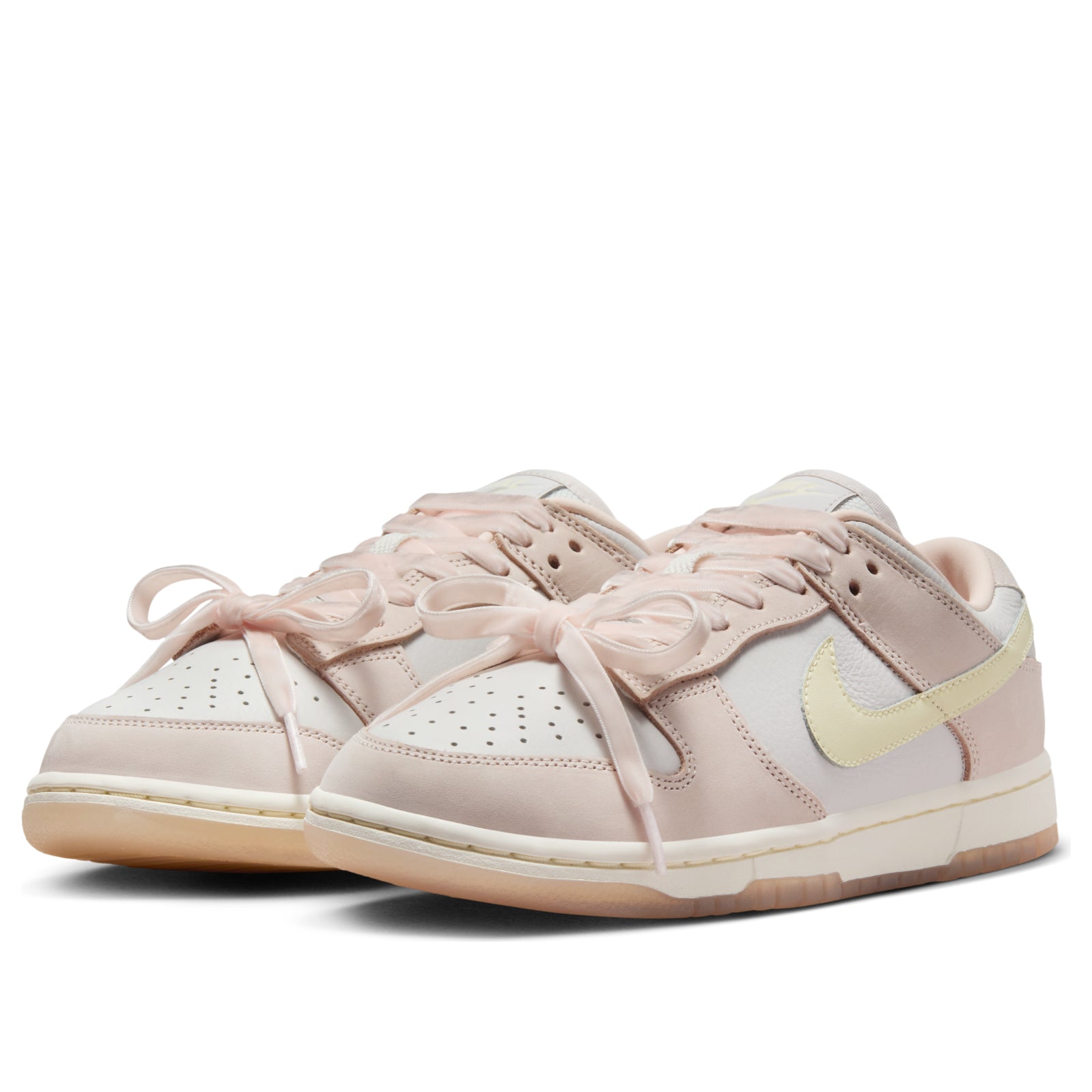 (WMNS) Nike Dunk Low 'Light Soft Pink' FB7910-601