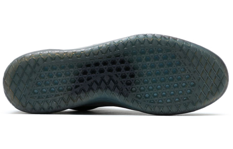 Vans Ave Pro 'Black Smoke' VN0A4BT7Y45