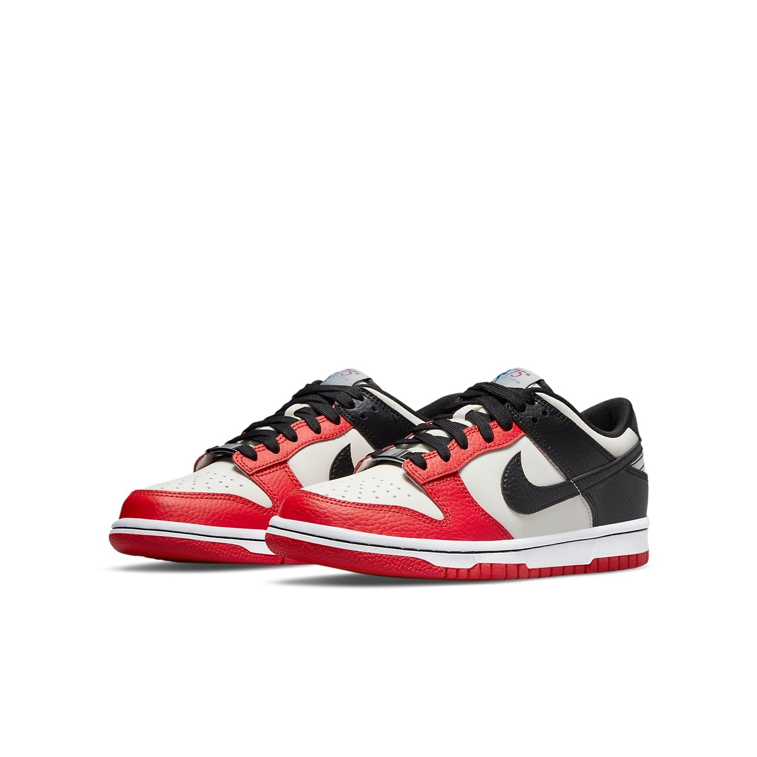 (GS) Nike x NBA Dunk Low EMB '75th Anniversary - Bulls' DO6288-100