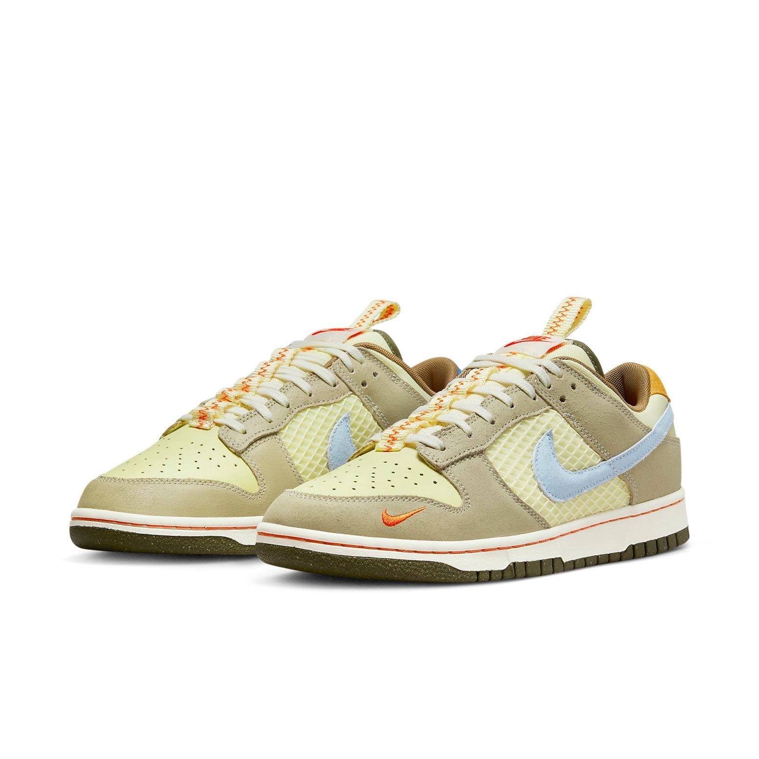 Nike Dunk Low 'Cartoon' DX6038-741