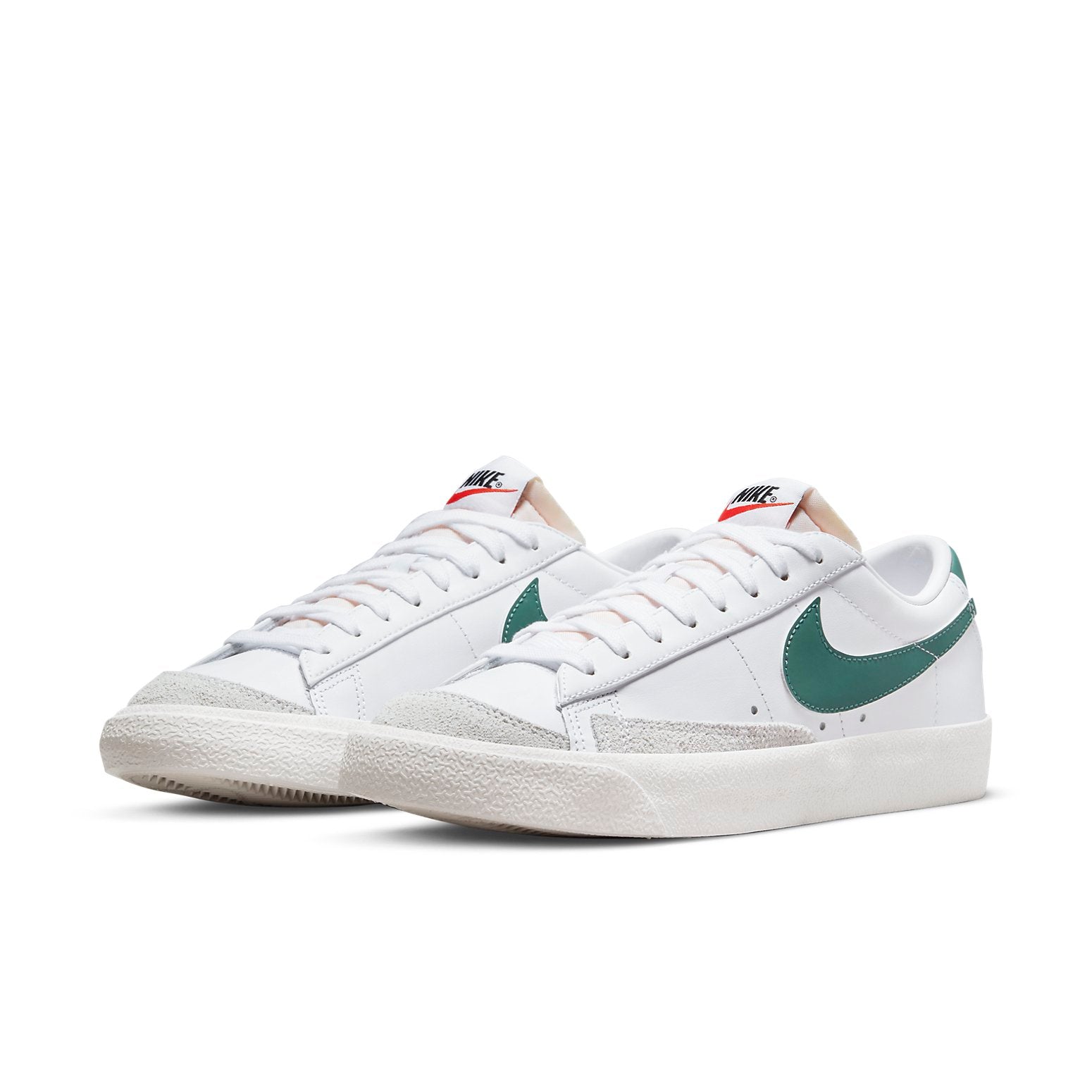 (WMNS) Nike Blazer Low 77 'White Green' DC4769-112