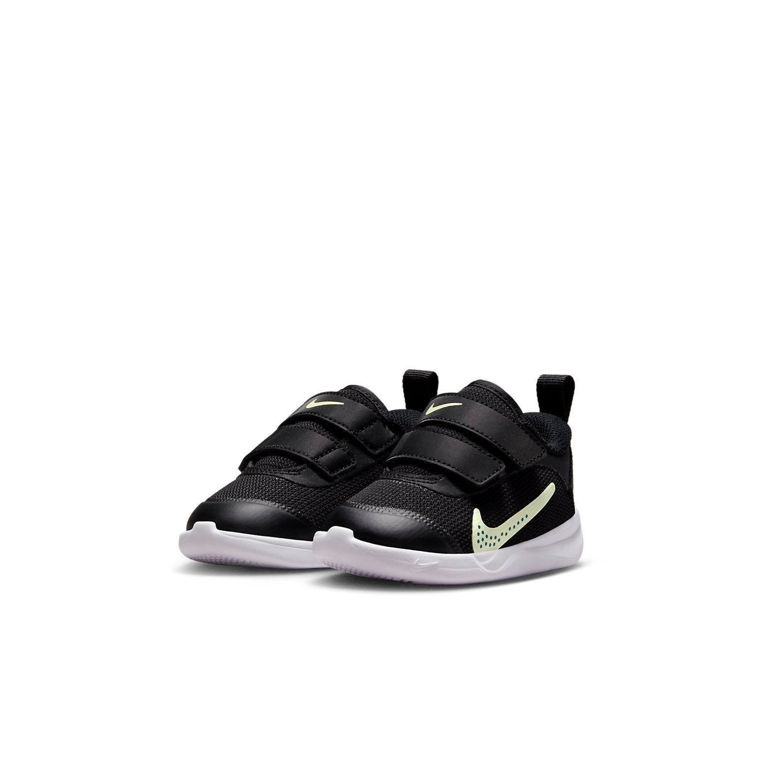 (TD) Nike Omni Multi-Court 'Black Barely Volt' DM9028-003