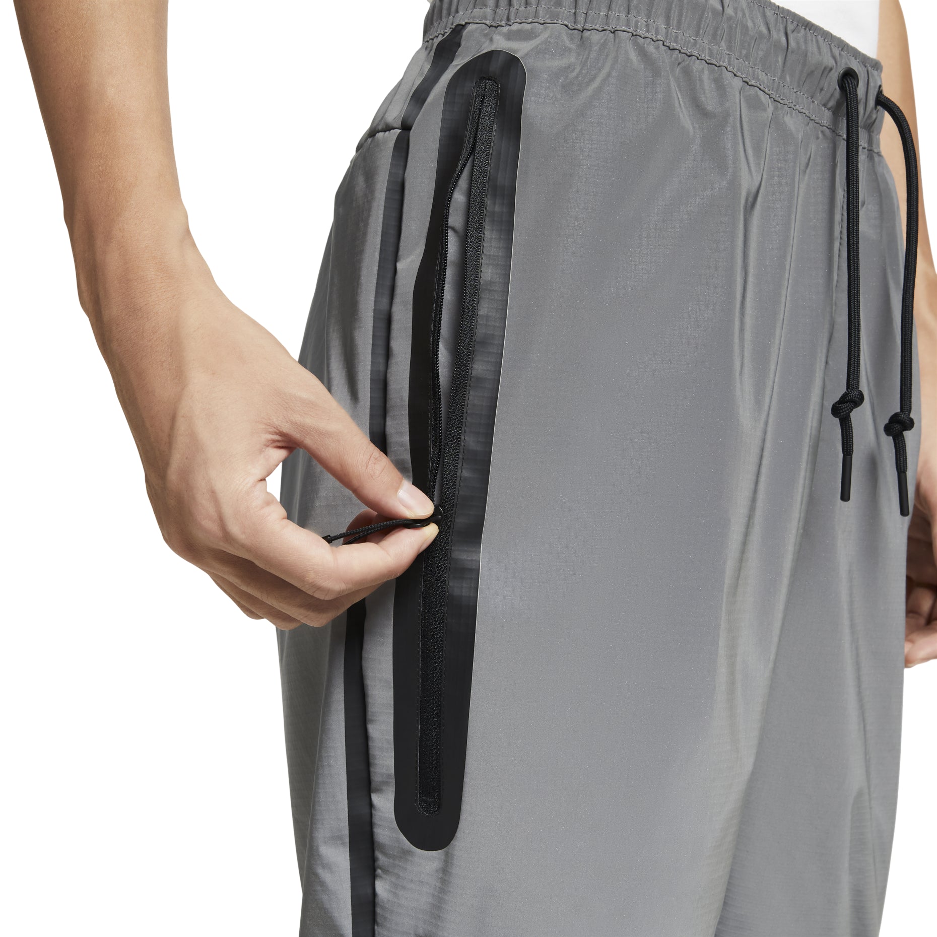 Nike Tech Woven Flash Pants Asia Sizing 'Reflect Silver Black' FZ7588-035
