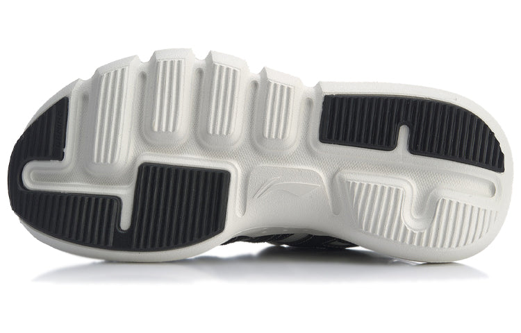 (WMNS) Li-Ning WMSN Essence Infinite+ 'White Black' AGBQ036-2