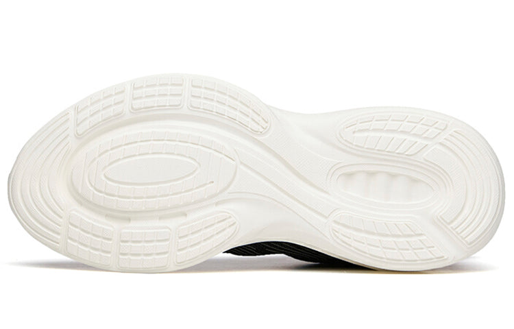 (WMNS) ANTA Running Series Low 'Black Comfort' 122135568-1