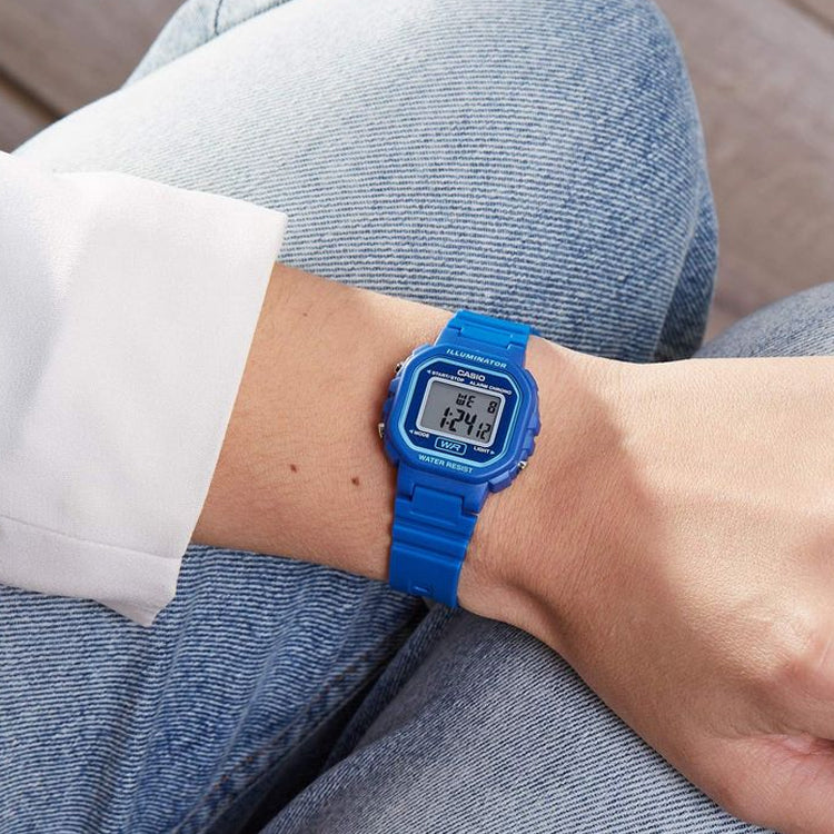 CASIO STANDARD Classic Water Resistant Waterproof Sports Unisex Mens Blue Digital LA-20WH-2A