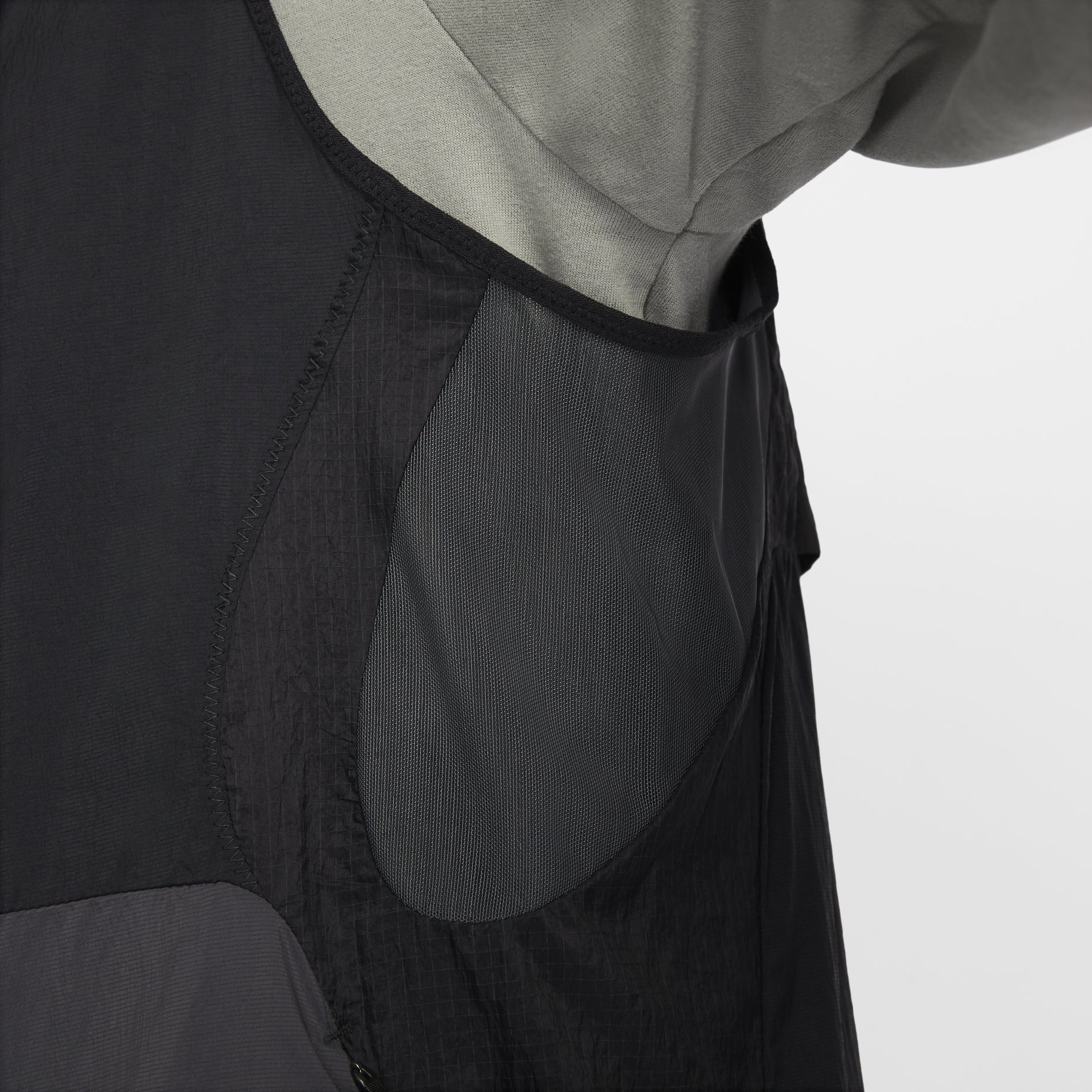 Nike Trail Aireez Running Vest Asia sizing 'Black' FN4005-010
