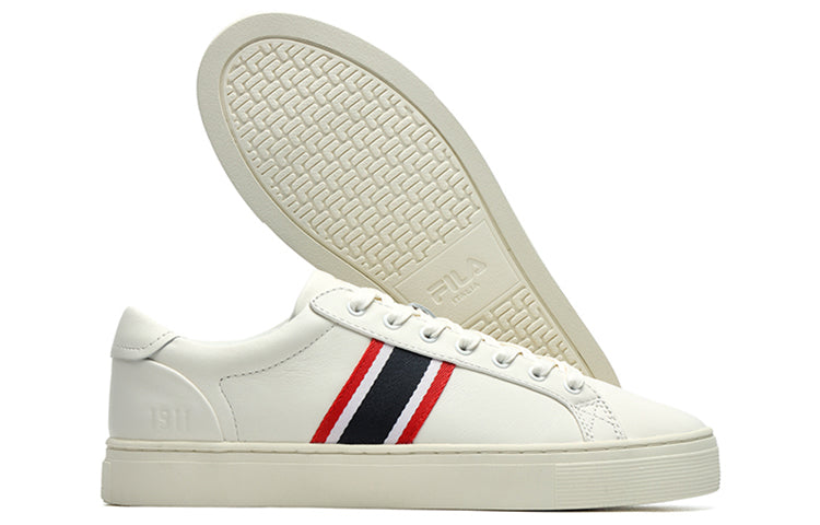 (WMNS) FILA Low-Top Sneakers 'White Red Black' F12W211205FSW