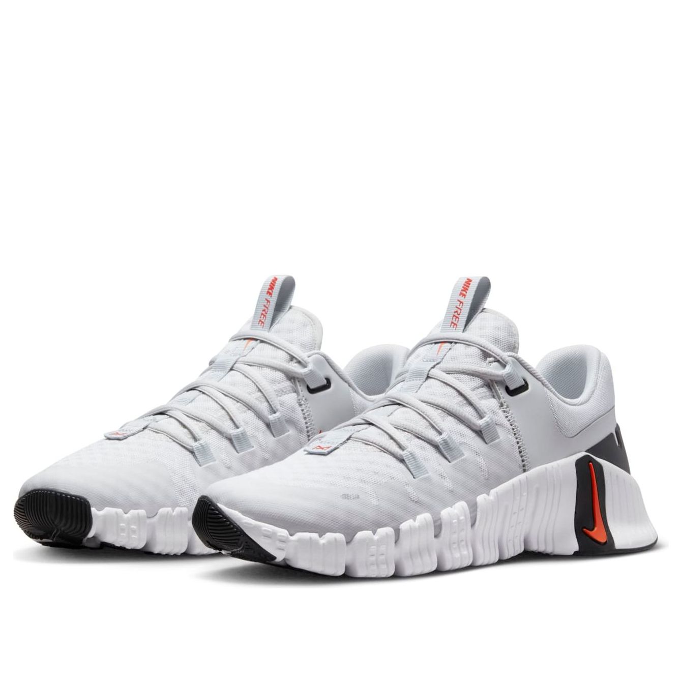 (WMNS) Nike Free Metcon 5 'Photon Dust Picante Red' DV3950-002