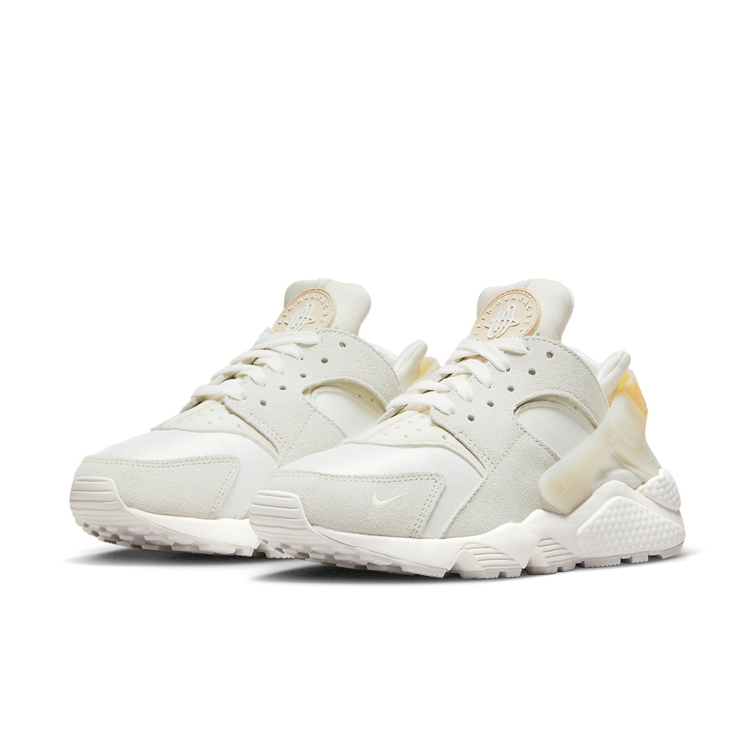 (WMNS) Nike Air Huarache 'Light Bone Sail' DX8952-001