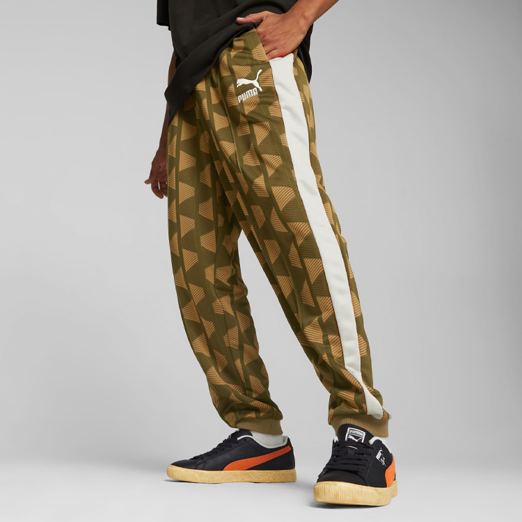 PUMA Joggers and Sweatpants 'Yellow' 621844-93