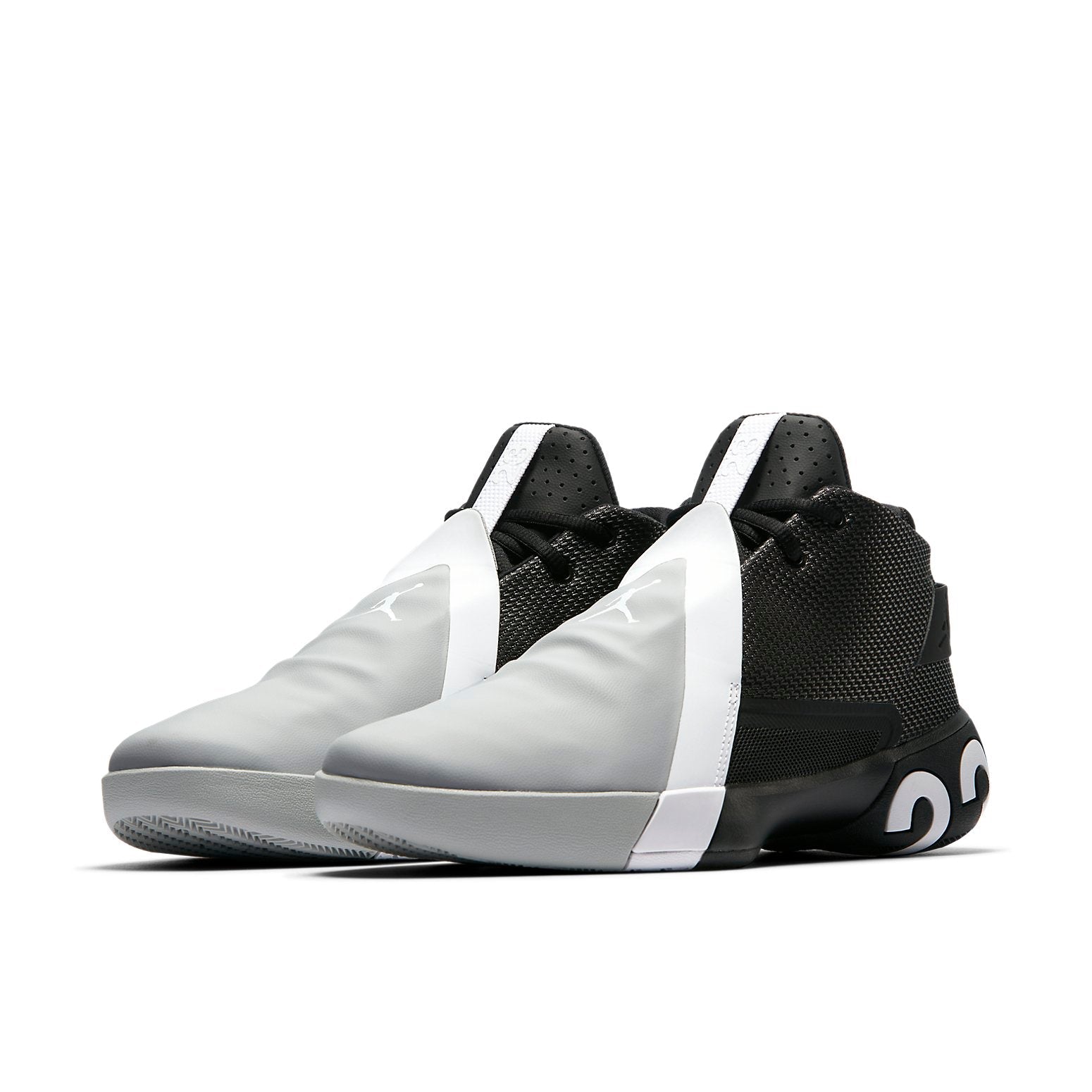 Air Jordan 3 Ultra Fly 'Light Smoke' AR0044-001