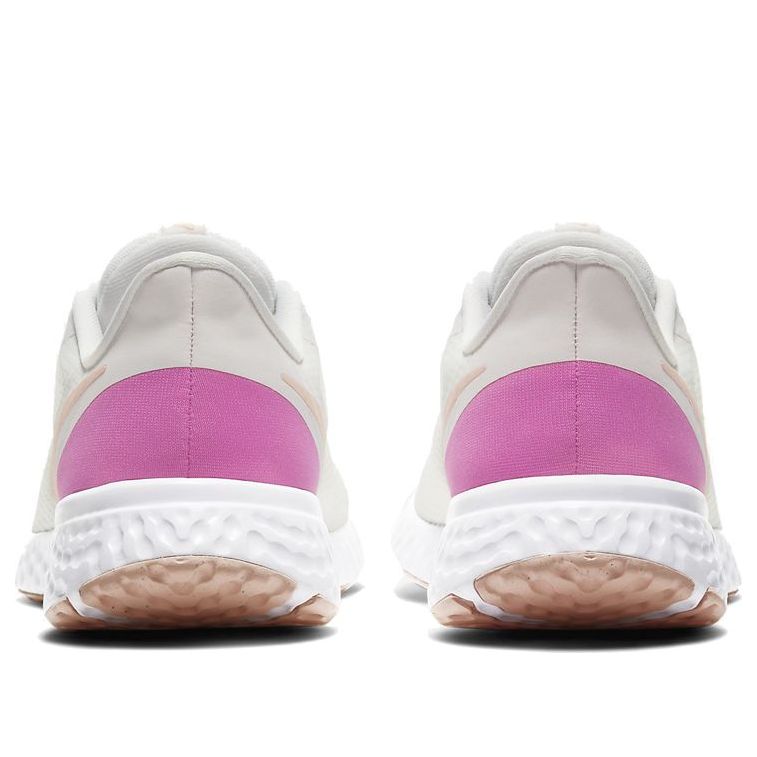 (WMNS) Nike Revolution 5 'White Fire Pink' BQ3207-103