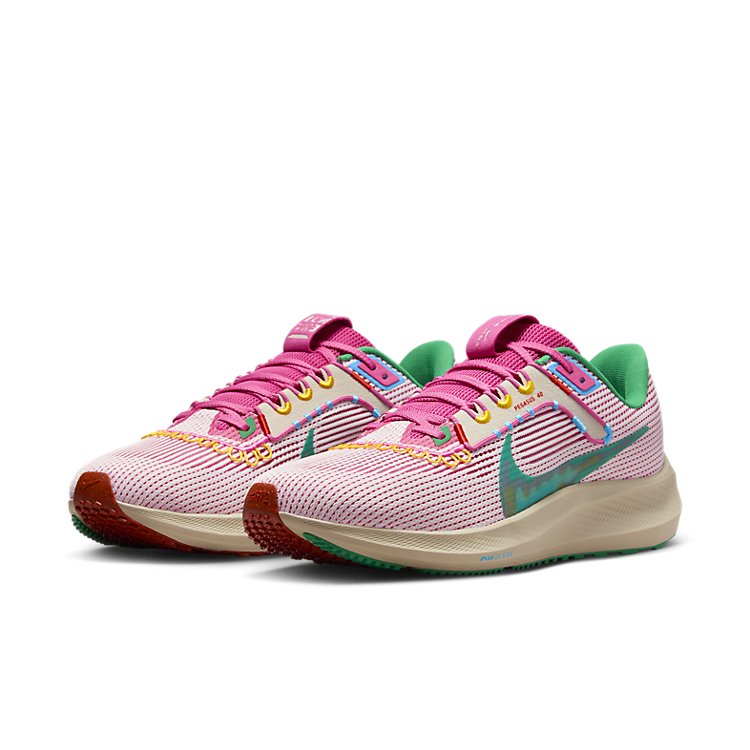 Nike Pegasus 40 'Familia' FN0599-100