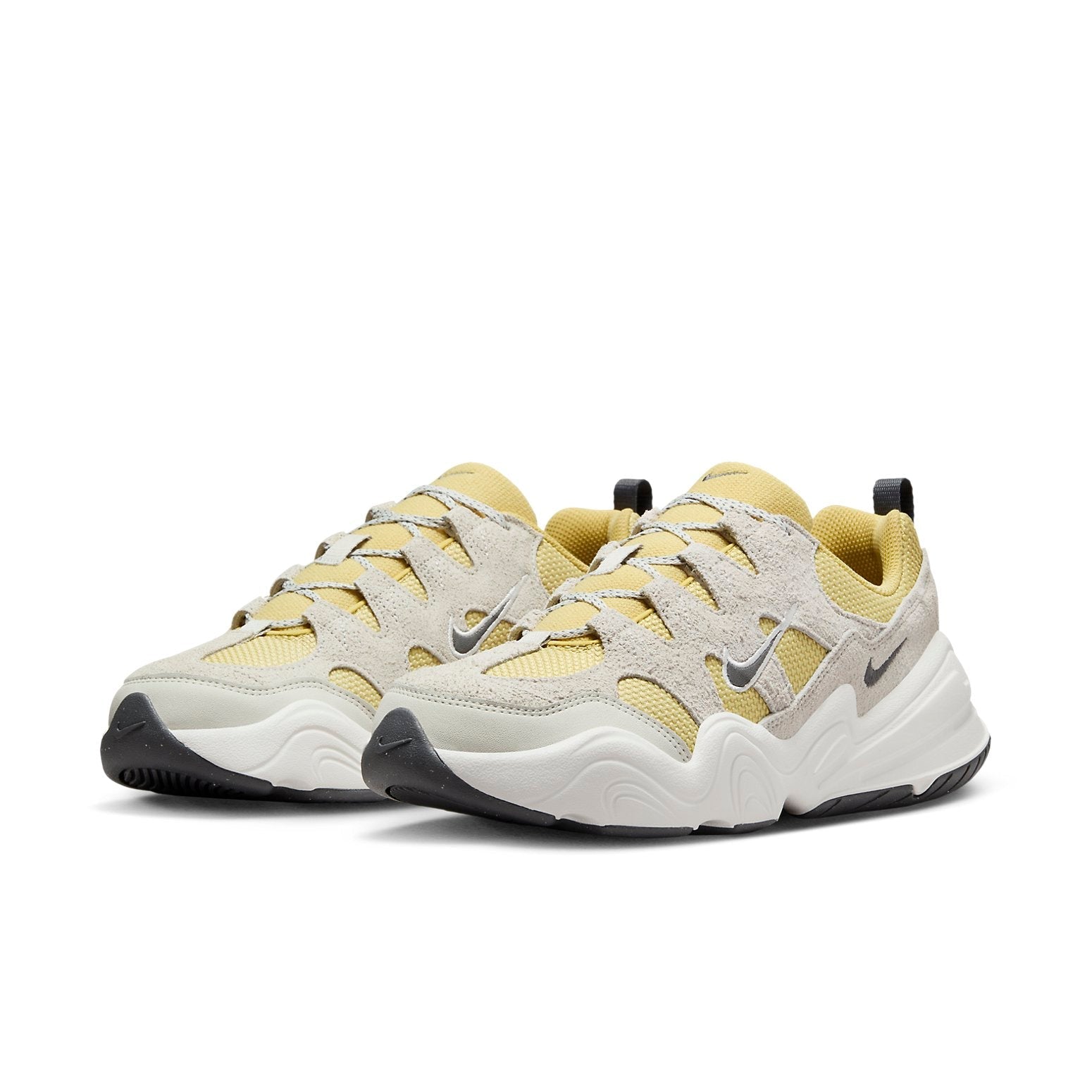 (WMNS) Nike Tech Hera 'Saturn Gold Light Bone' DR9761-700