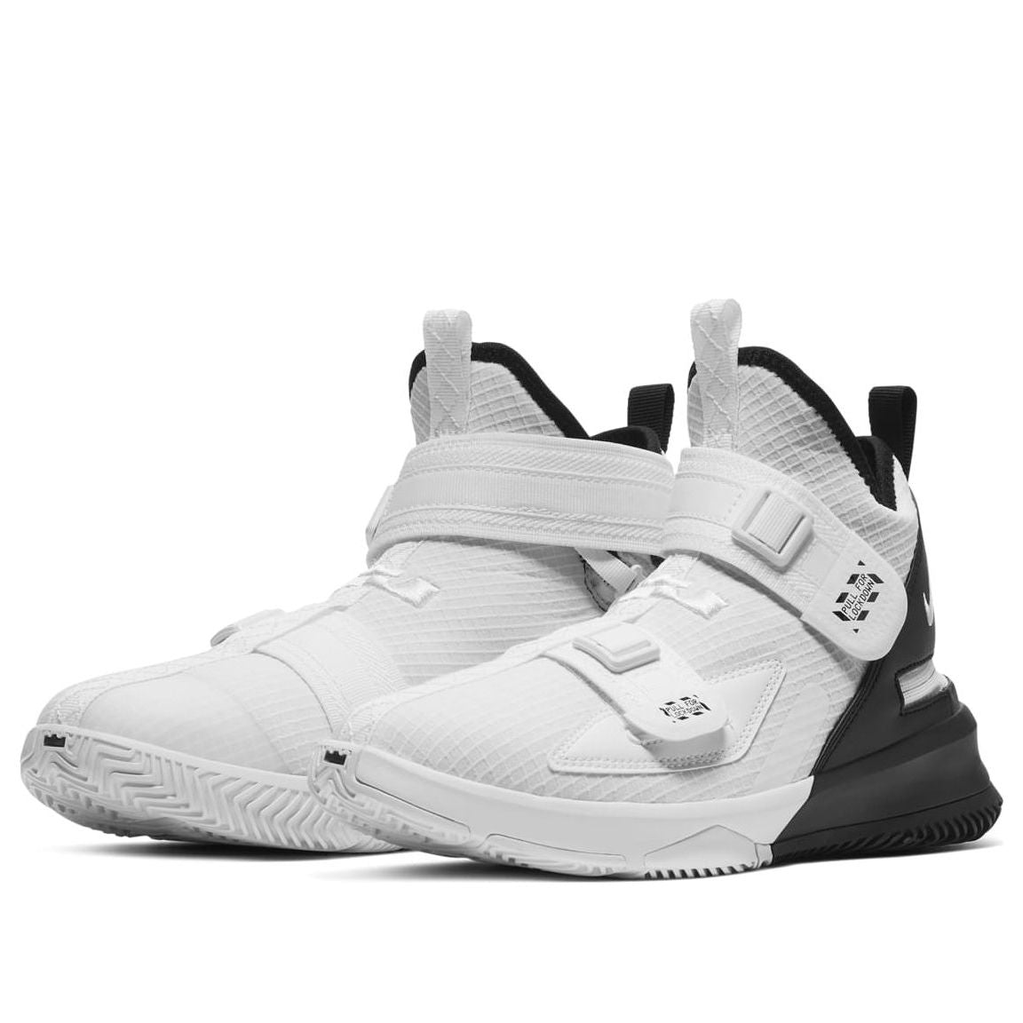 (GS) Nike LeBron Soldier 13 Flyease 'White Black' CJ1317-100