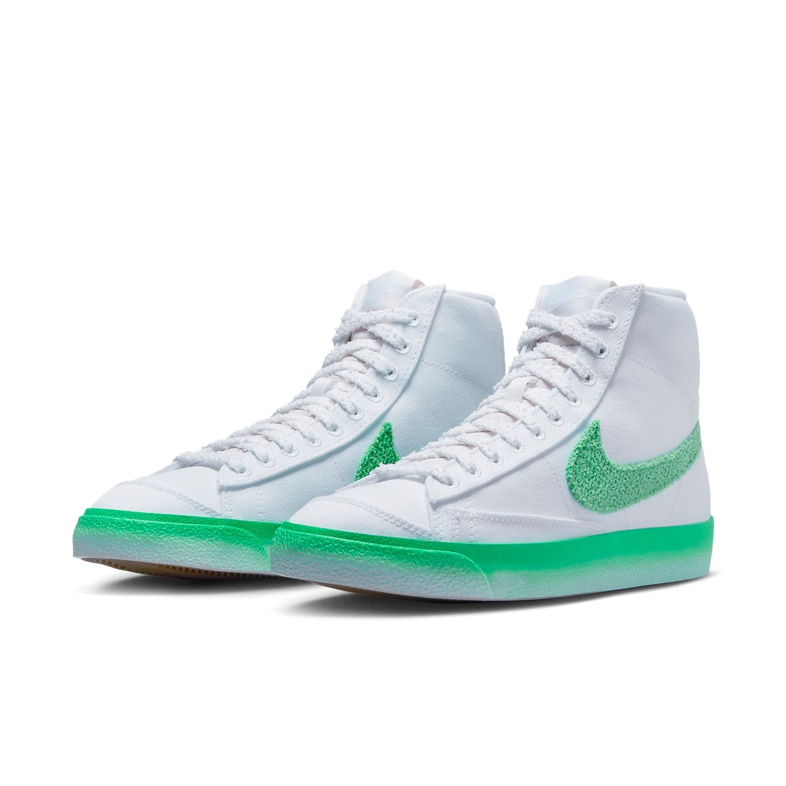 (WMNS) Nike Blazer Mid '77 'Chenille Swoosh - Green Fade' FJ4547-100