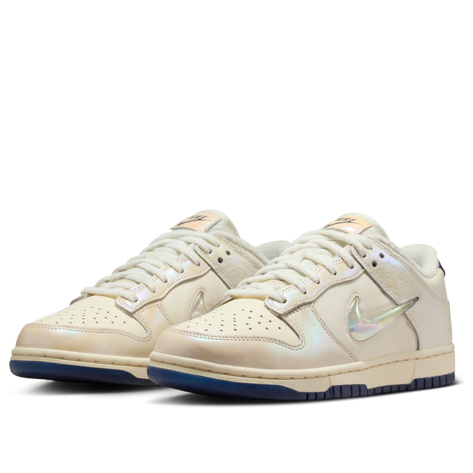 (WMNS) Nike Dunk Low 'Soft Pearl Midnight Navy' IM6571-027