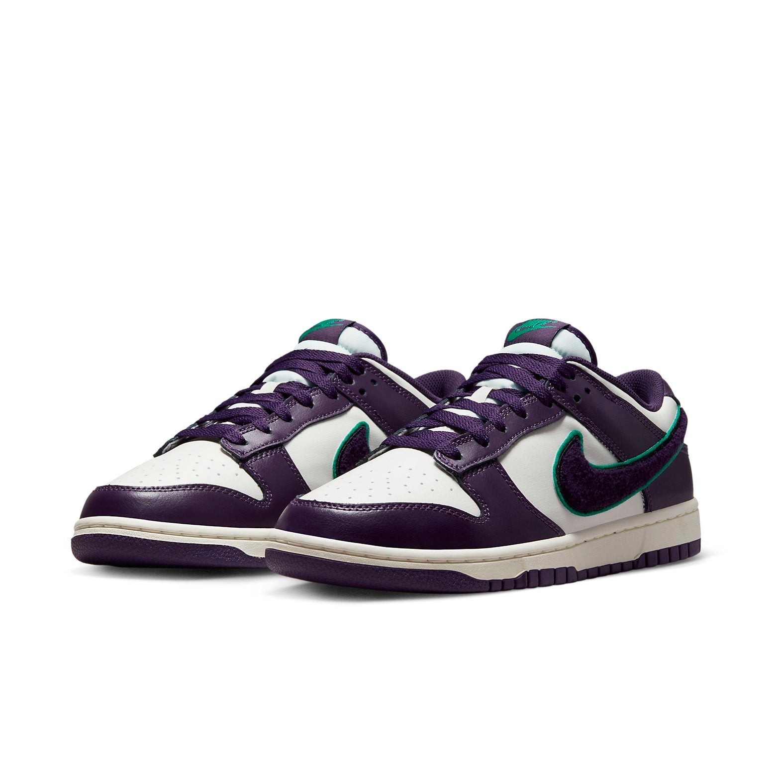 Nike Dunk Low 'Chenille Swoosh - Grand Purple' DQ7683-100