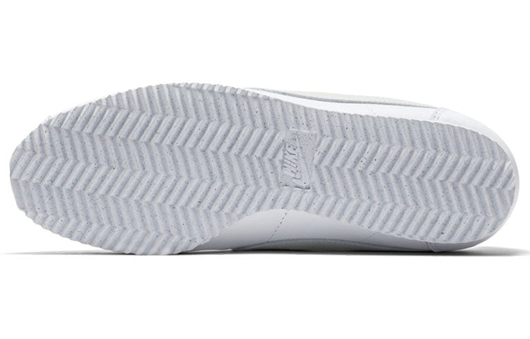 (WMNS) Nike Classic Cortez Flyleather 'White Light Silver' AR4874-100