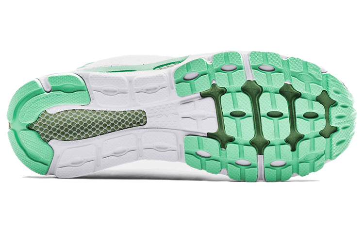 (WMNS) Under Armour HOVR Infinite 3 'White Vapor Green' 3023556-103