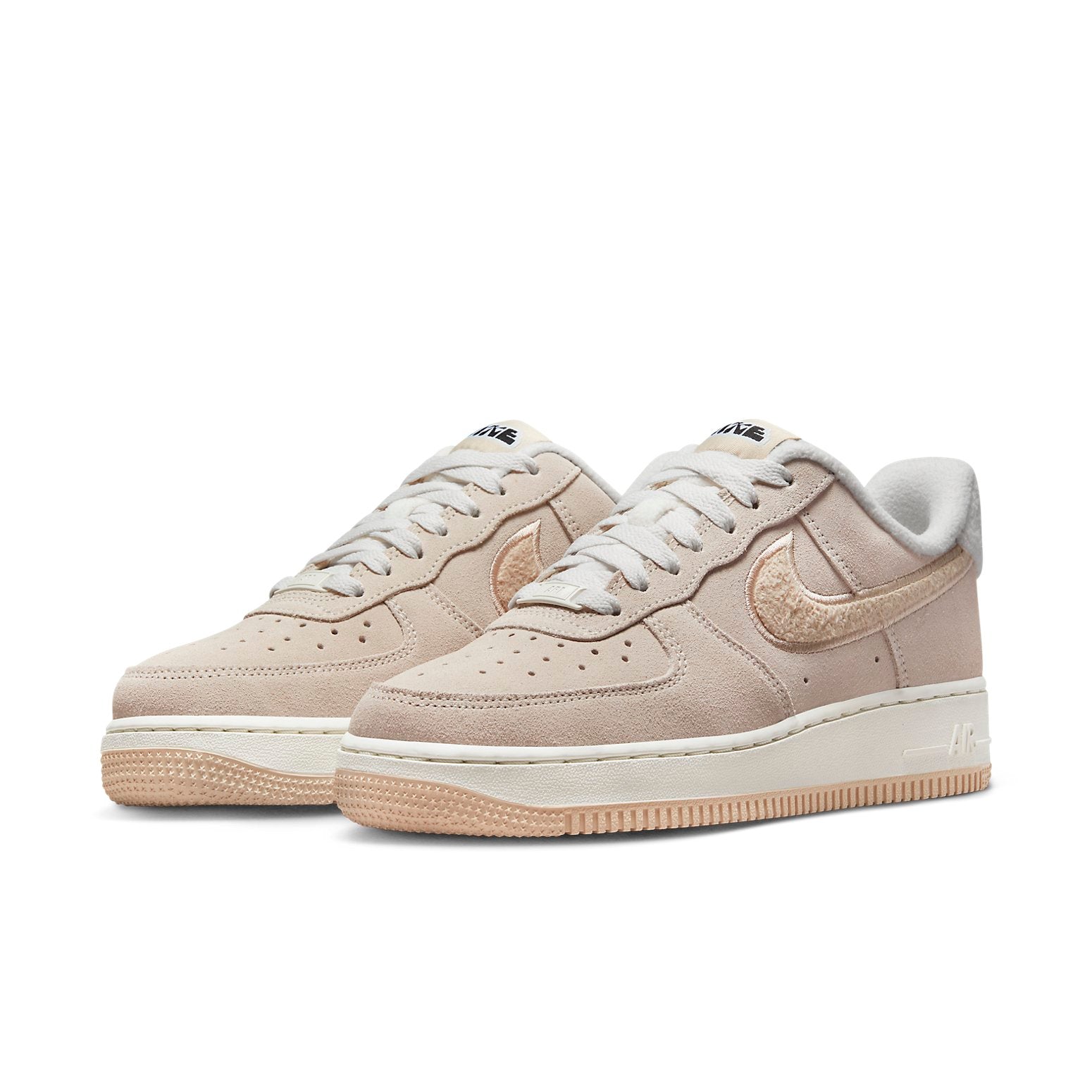 (WMNS) Nike Air Force 1 '07 SE 'Sanddrift Sherpa' DQ7583-001