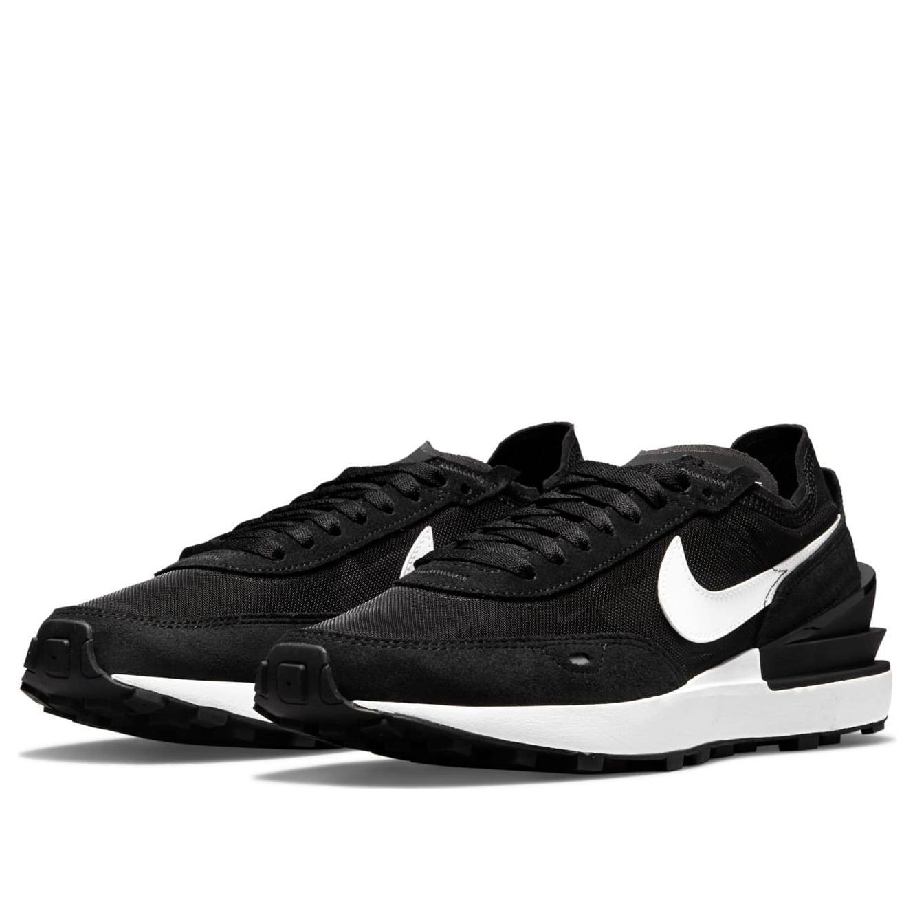 (WMNS) Nike Waffle One 'Black White' DC2533-001