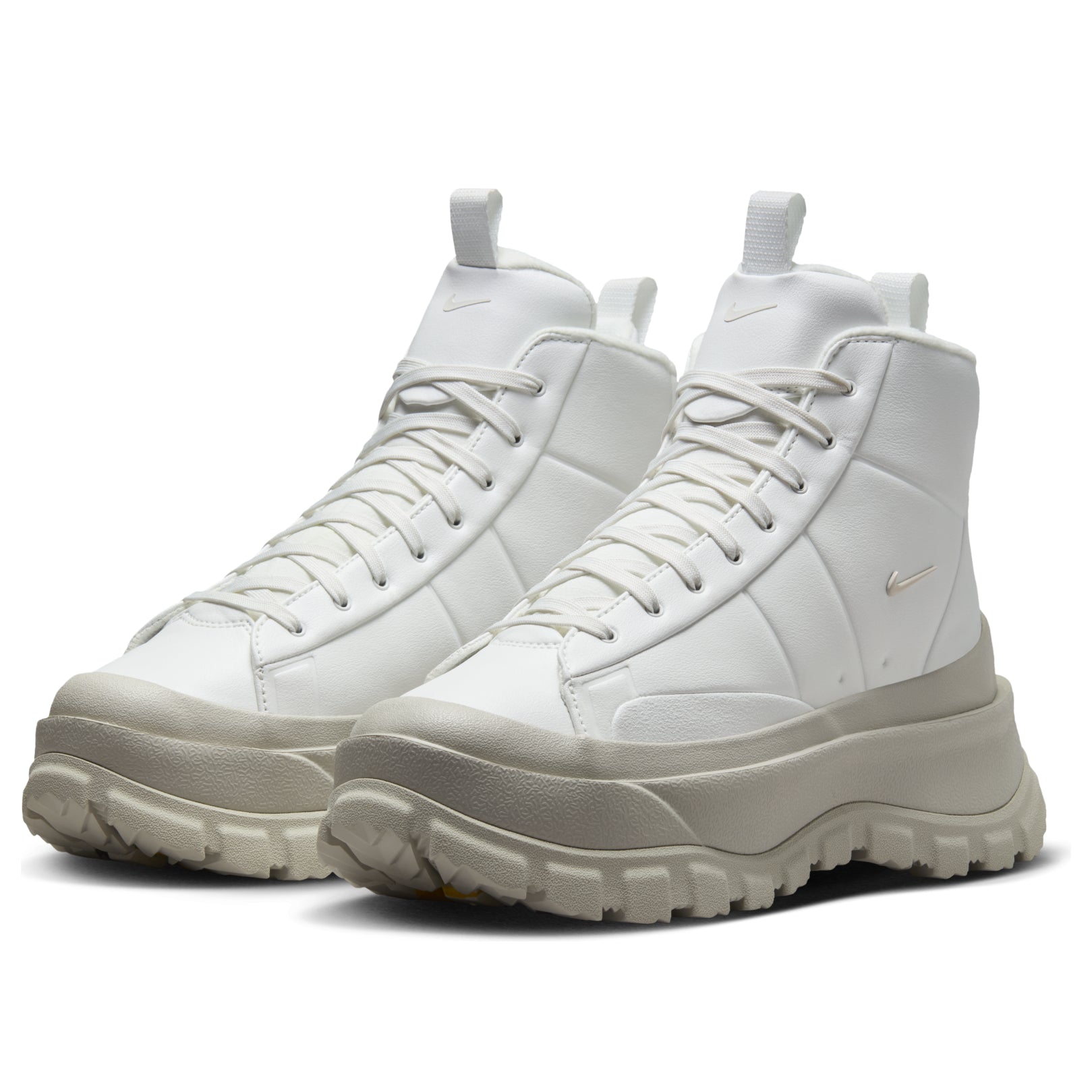 (WMNS) Nike Blazer Mid Roam 'Summit White Light Bone' FQ9065-100