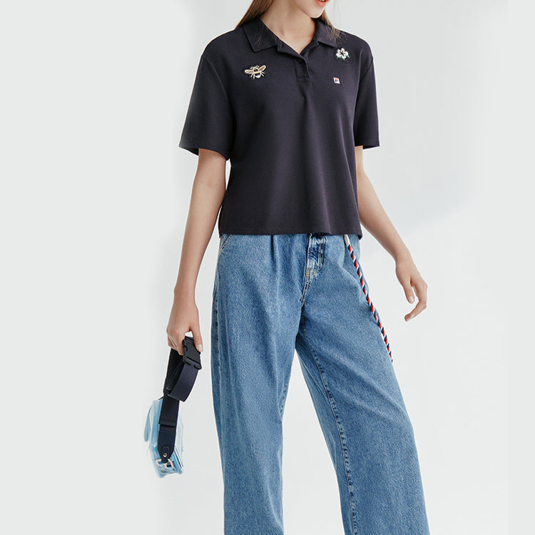 (WMNS) FILA Bee Flower Embroidered Short Sleeve Polo Shirt Blue F11W028118F-NV