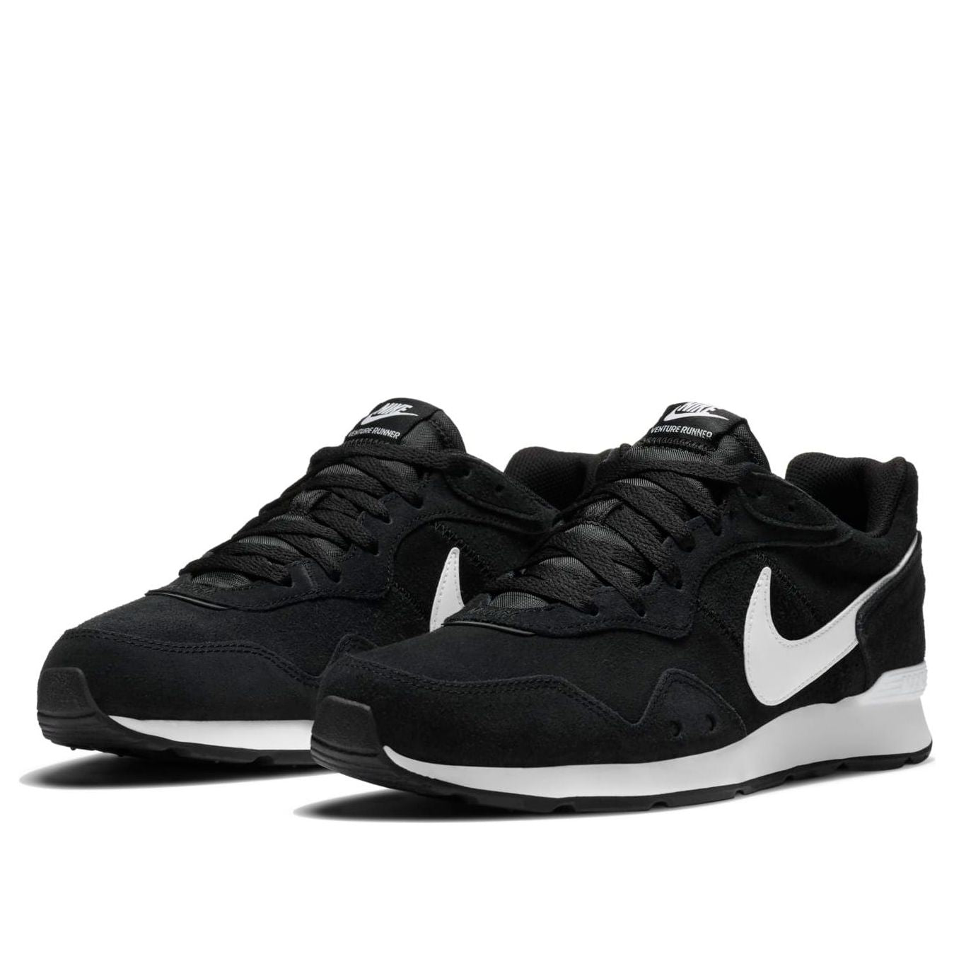 Nike Venture Low-Top Black/White CQ4557-001
