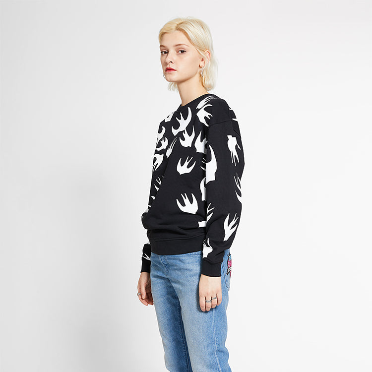(WMNS) Alexander McQueen Swallow Pattern Printing Sweatshirt 'Black' 337341-RLT72-1000