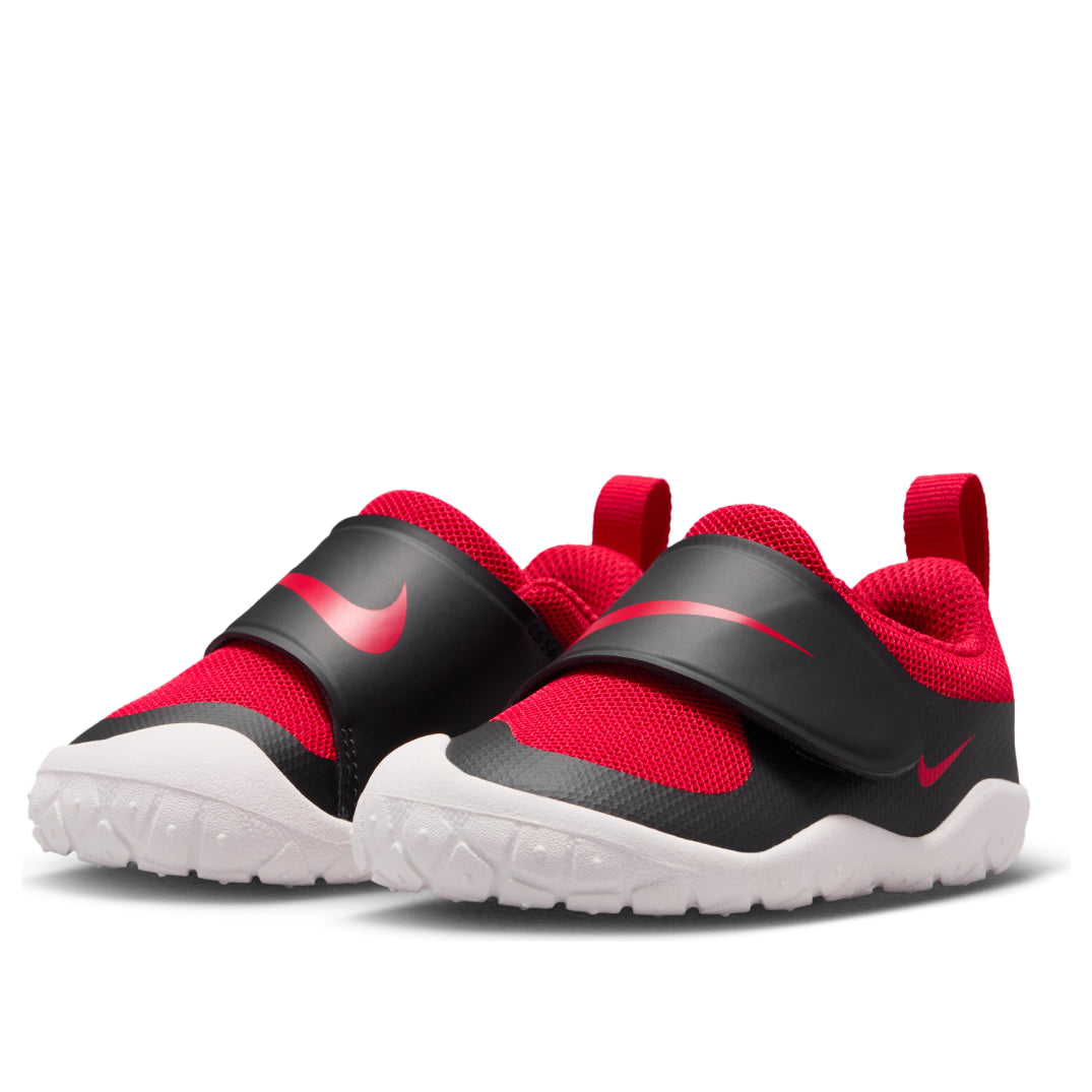 (TD) Nike Swoosh 1 Essential 'Black University Red' HV5043-002