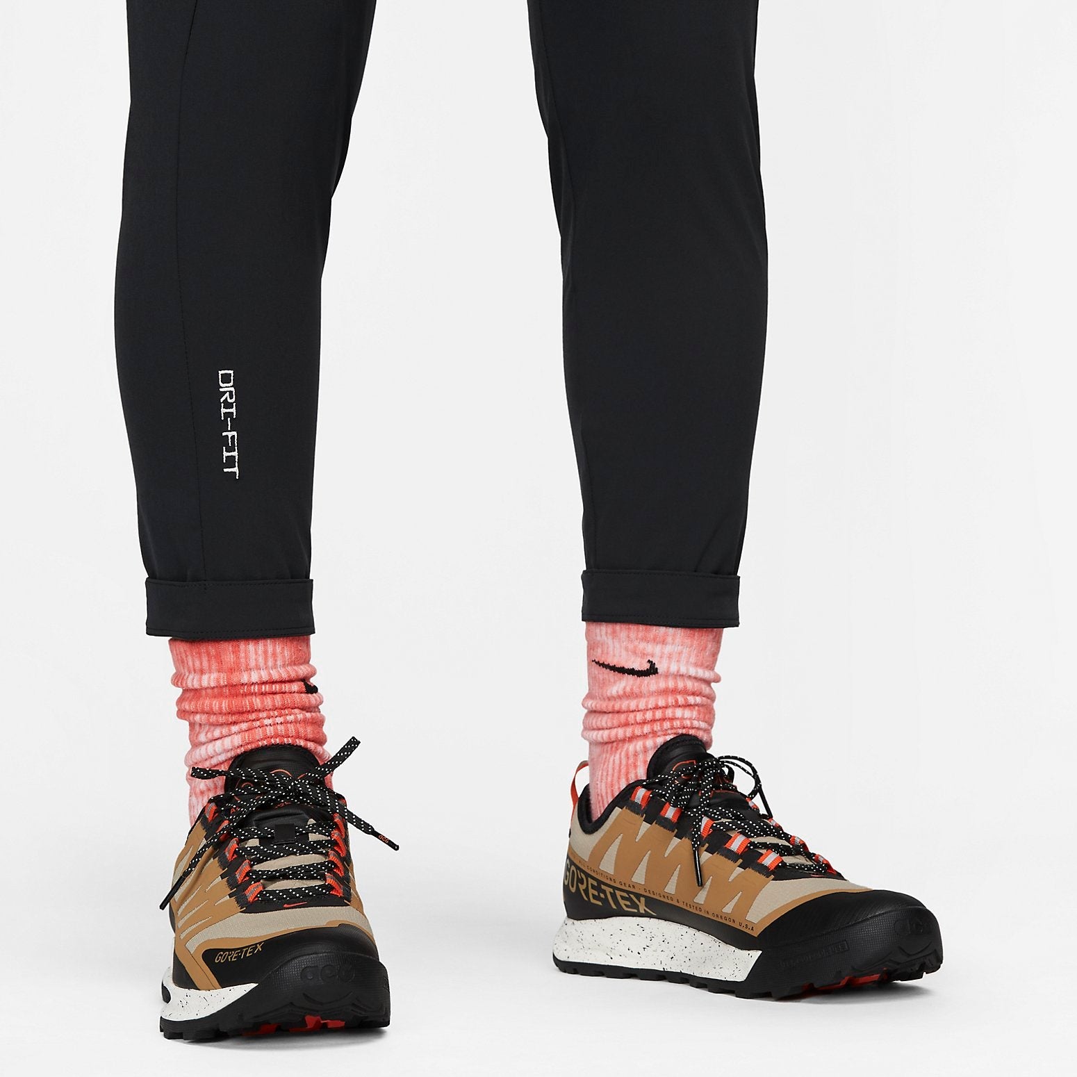 (WMNS) Nike ACG Dri-FIT New Sands High-Waisted Trousers 'Black' DV9528-010