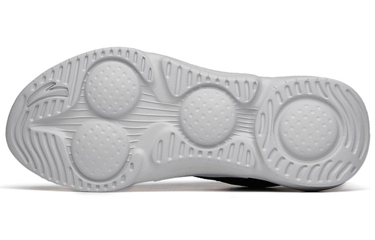 ANTA Running Series Sneakers 'Black White' 112145532-4