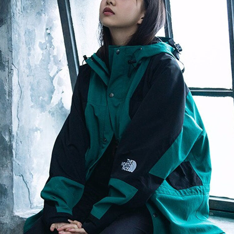 THE NORTH FACE Retro Mountain Light Futurelight Jacket 'Green' NF0A4R52-NL1