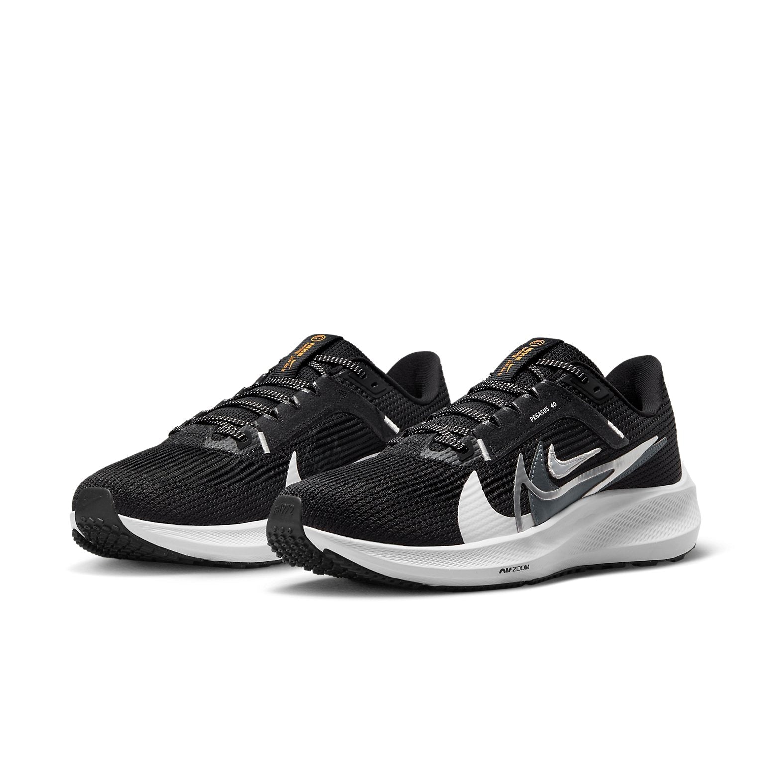 (WMNS) Nike Pegasus 40 PRM 'Black White' FB7703-001