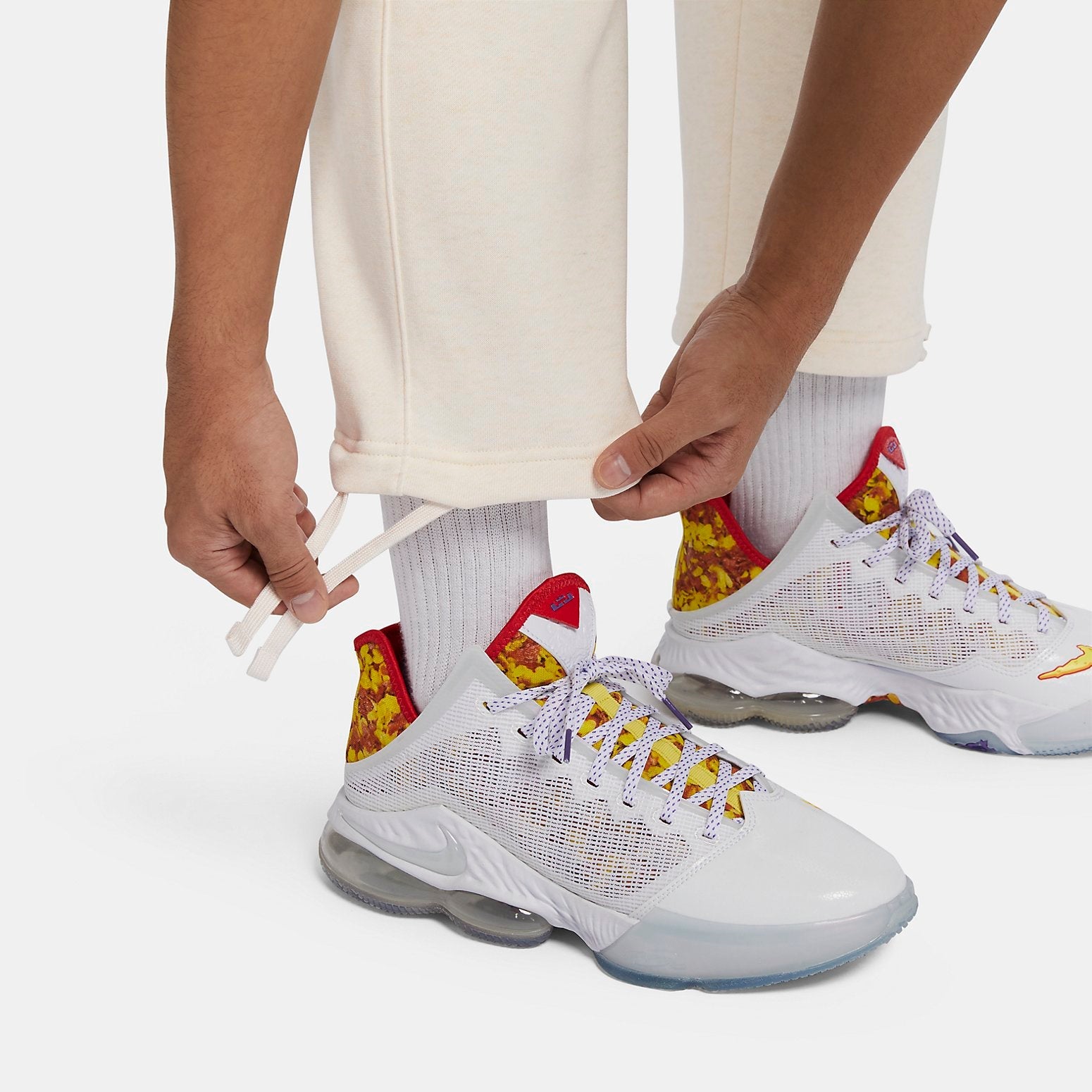 Nike LeBron Open Hem Fleece Trousers 'Beige Heather Black' FB7128-027