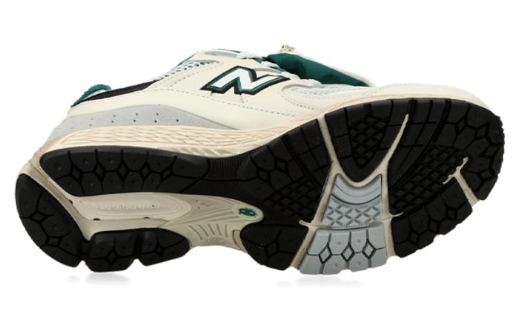 New Balance 2002R 'Pouch - Nightwatch Green' M2002RVD