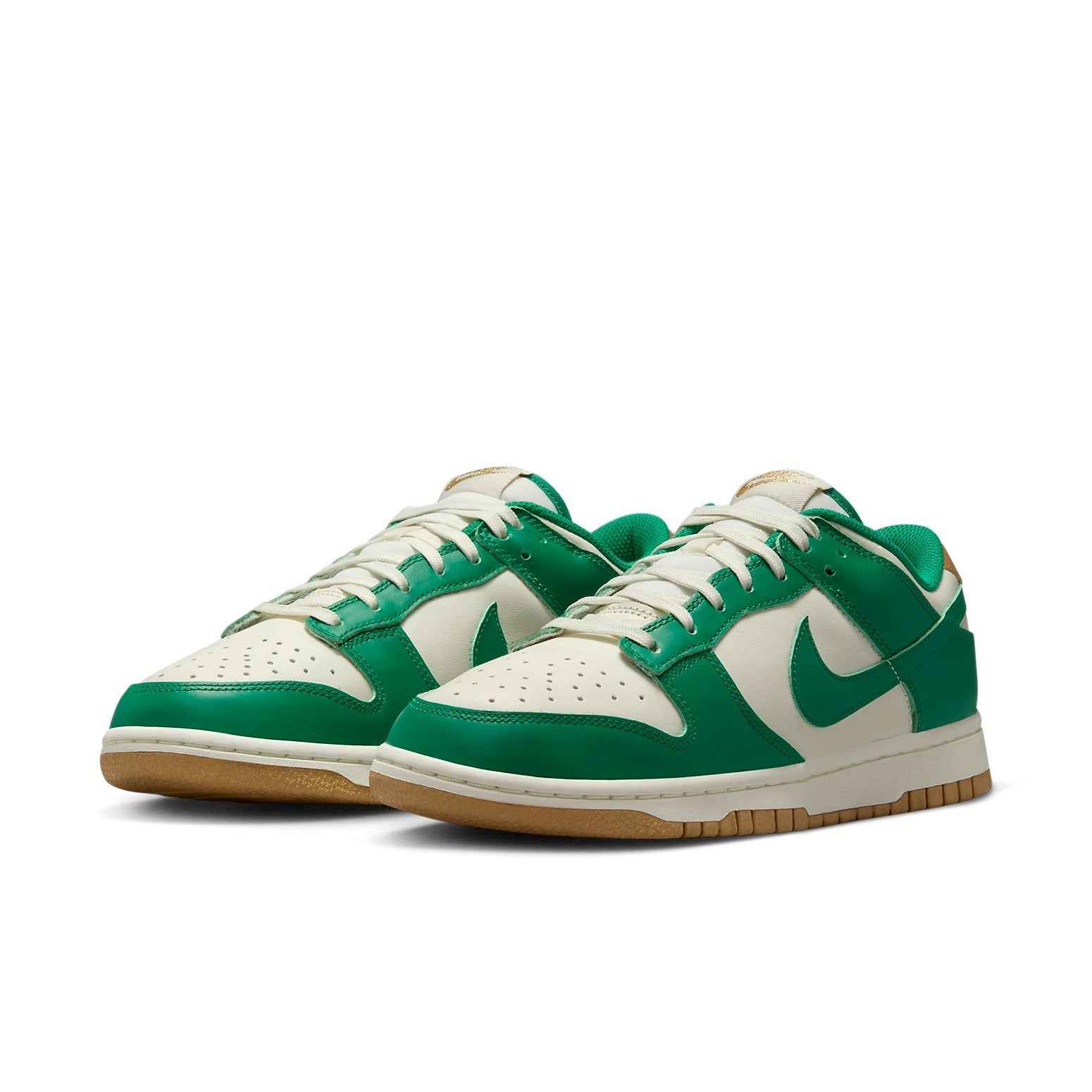 (WMNS) Nike Dunk Low 'Malachite Metallic Gold' FB7173-131