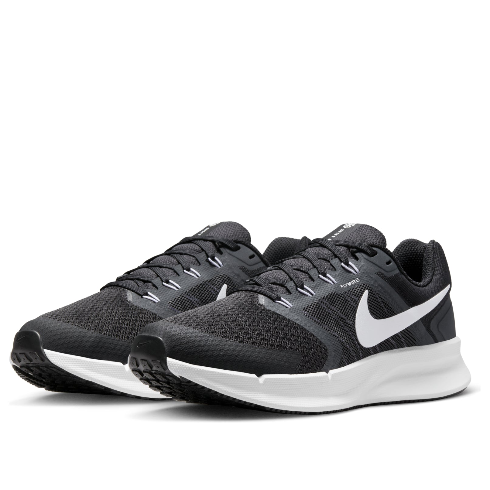 (WMNS) Nike Run Swift 3 'Black White' DR2698-002