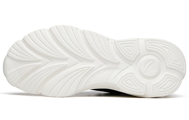 ANTA Running Series Sneakers 'Black White Grey' 112225573-3